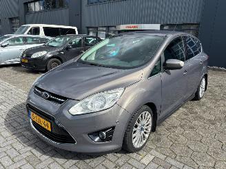 Damaged car Ford C-Max C-Max 1.0 2013/10