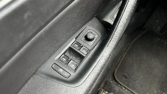 Volkswagen Passat  picture 22