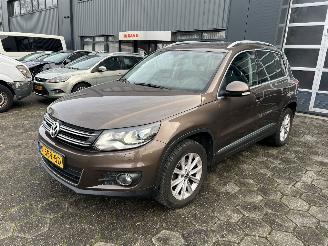  Volkswagen Tiguan 1.4 TSI Comfort & Design 4MOTION 2012/4