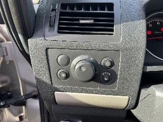 Opel Zafira 1.6 7 Persoons Business picture 10