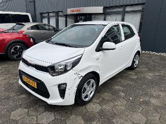 skadebil auto Kia Picanto 1.0 DPi Comfortline 5p 2023/11