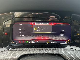 Volkswagen Golf 2.0 TSI R 4Motion 320PK picture 21