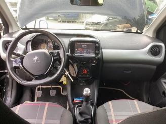 Peugeot 108 108, Hatchback, 2014 1.2 VTi 12V picture 13