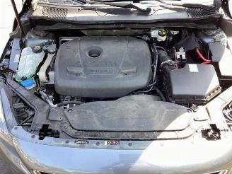 Volvo V-40 V40 (MV), Hatchback 5-drs, 2012 / 2019 1.5 T3 16V Geartronic picture 9