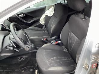 Peugeot 208 208 I (CA/CC/CK/CL), Hatchback, 2012 / 2019 1.4 HDi picture 10