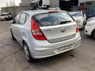 Hyundai I-30 i30 (FD), Hatchback, 2007 / 2011 2.0 CVVT 16V picture 4