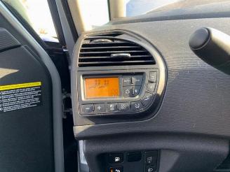 Citroën C4-picasso C4 Picasso (UD/UE/UF), MPV, 2007 / 2013 1.6 16V VTi 120 picture 19
