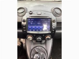 Mazda 2 2 (DE), Hatchback, 2007 / 2015 1.3 16V S-VT picture 17