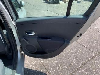 Renault Clio Clio III (BR/CR), Hatchback, 2005 / 2014 1.4 16V picture 25