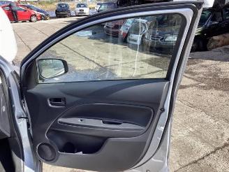 Mitsubishi Space-star Space Star (A0), Hatchback, 2012 1.0 12V picture 23