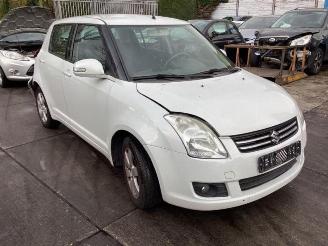 Vrakbiler auto Suzuki Swift Swift (ZA/ZC/ZD1/2/3/9), Hatchback, 2005 / 2011 1.3 VVT 16V 2010/12