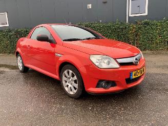 Opel Tigra 1.4 16V Cabrio  Benzine 1.364cc 66kW (90pk) FWD 2004-06/2010-12  Z14XEP; EURO4 picture 3