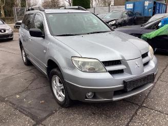 Sloopauto Mitsubishi Outlander Outlander (CU), SUV, 2001 / 2007 2.0 16V 4x2 2008/6