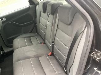 Ford Focus 1.6 TDCi 16V 100 Hatchback  Diesel 1.560cc 74kW (101pk) FWD 2007-11/2007-12  G8DC picture 20