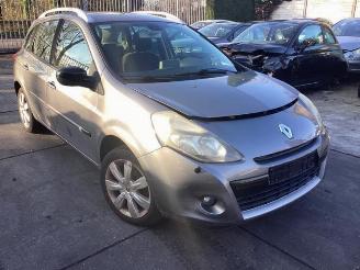 disassembly passenger cars Renault Clio Clio III Estate/Grandtour (KR), Combi, 2007 / 2014 1.6 16V 2011/1