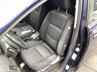 Mazda 5 5 (CR19), MPV, 2004 / 2010 1.8i 16V picture 12