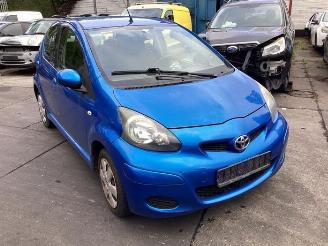 Salvage car Toyota Aygo Aygo (B10), Hatchback, 2005 / 2014 1.0 12V VVT-i 2010/8