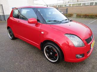 Suzuki Swift 1.5 picture 2