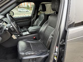 Land Rover Discovery 3.0 HSE SD6 picture 8