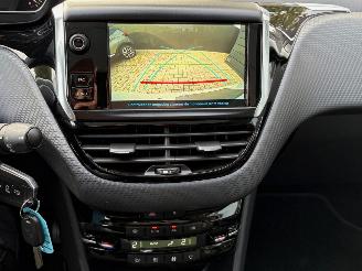 Peugeot 2008 1.2 PureTech Allure | Navi Panoramadak Camera picture 14