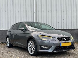 Schadeauto Seat Leon DSG FR Pakket Led Xenon Alcantara 2014/1