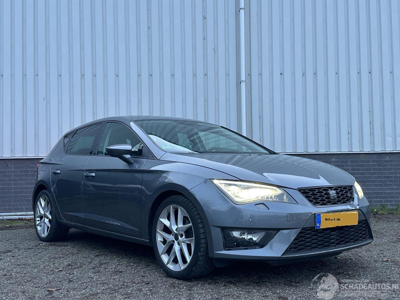 Seat Leon 1.4 EcoTSI FR Connect Automaat