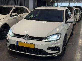 Volkswagen Golf 1.5TSI R-Line picture 2