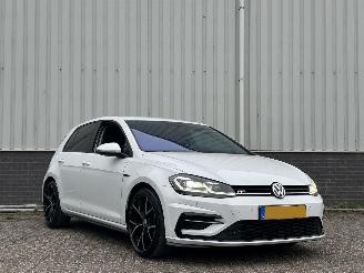 Schadeauto Volkswagen Golf 1.5TSI R-Line 2018/1