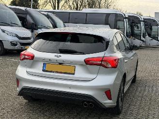 Ford Focus 1.0 EcoBoost ST Line picture 4
