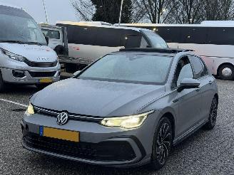 Coche accidentado Volkswagen Golf 1.5 eTSI R-Line PANO/AUTOMAAT 2020/9