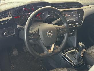 Opel Corsa 1.2 Edition KM NAP picture 9