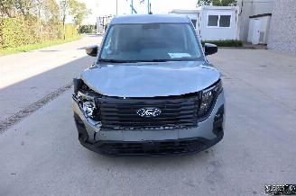damaged commercial vehicles Ford Transit 1.0 BENZ 2024/9