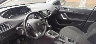 Peugeot 308 1.2i 5drs  110pk navi picture 7