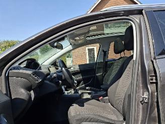 Peugeot 308 1.5 hdi  131pk  pano navi picture 8