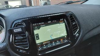 Jeep Compass 1.4i  125kw 4x4    navi clima picture 8