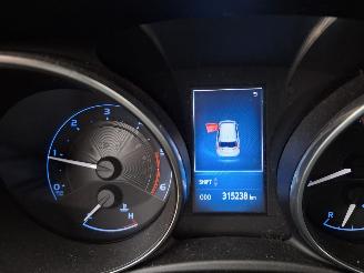 Toyota Auris 1.6 diesel   navi clima picture 8