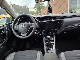 Toyota Auris 1.6 diesel   navi clima picture 7