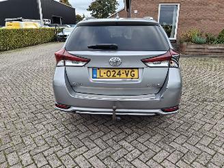 Toyota Auris 1.6 diesel   navi clima picture 4