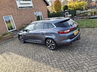 Voiture accidenté Renault Mégane 1.3 tce bose  103kw automaat navi leer 2019/10