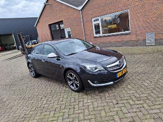 Schadeauto Opel Insignia 1.4 i  103kw  navi clima 2013/11