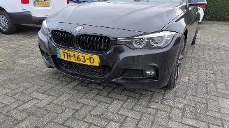 krockskadad bil auto BMW 3-serie 318i m sport pano  leer 2018/8