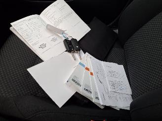 Volkswagen Jetta 1.2 tsi  77kw   navi  airco picture 10