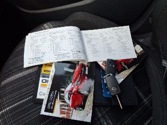 Opel Corsa 1.4i  66kw    5drs airco picture 10