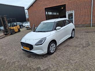Schadeauto Suzuki Swift 1.2 hybrid   navi  clima 2025/5