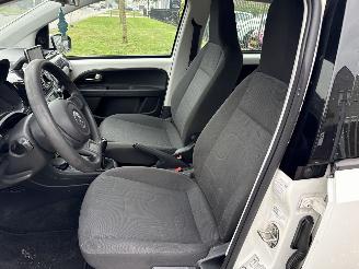 Volkswagen Up! 1.0 BLEUMOTION 1e EIGENAAR WAT SPUITWERK! BOUWJAAR 2016 3900 picture 8