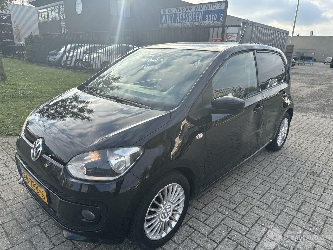 Volkswagen Up! 1.0 HIGH UP! BOUWJAAR 2013 LICHTE SCHADE 3850 EURO