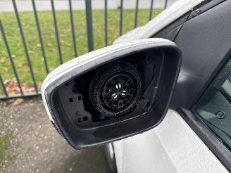 Volkswagen Up! 1.0 BLEUMOTION PARKEERSCHADE! BOUWJAAR 2016  3600 EURO VAST picture 16