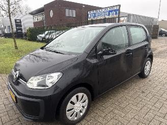 Volkswagen Up! 1.0 BLEUMOTION LICHTE SCHADE! 151000 KM BOUWJAAR 2019 5250 EURO 2019/5