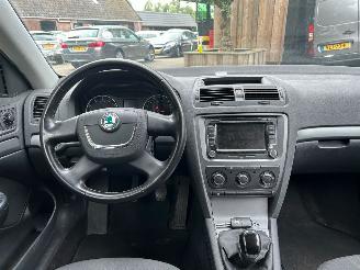 Skoda Octavia 1.2 NAVI AIRCO CRUISE picture 14