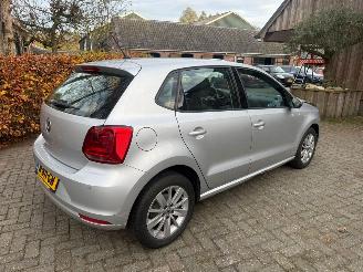 Volkswagen Polo 1.0 5DRS AIRCO PDC STOELVERWARMING picture 3